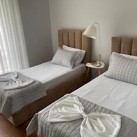 New Bazaar, Grand Apartamento Tirana